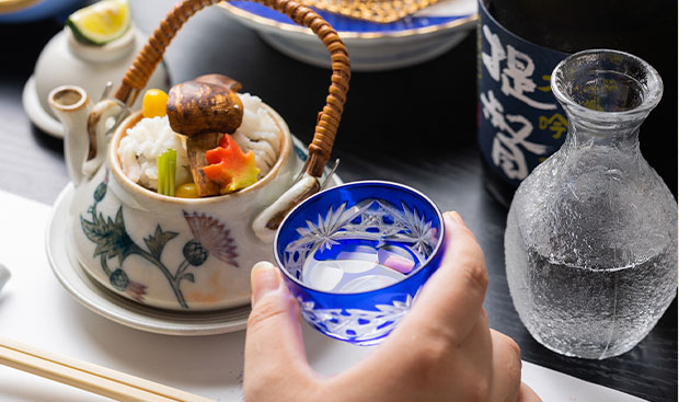 お酒手元
